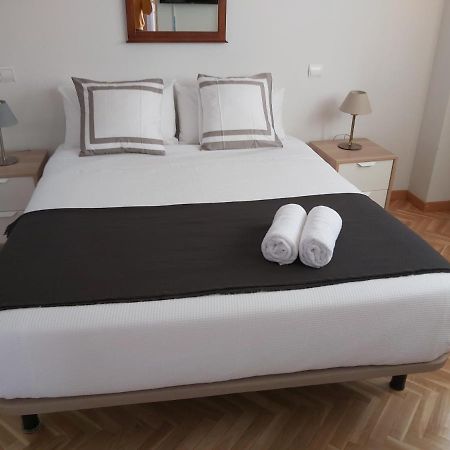 Chalet Avila Rooms Madrid Eksteriør bilde