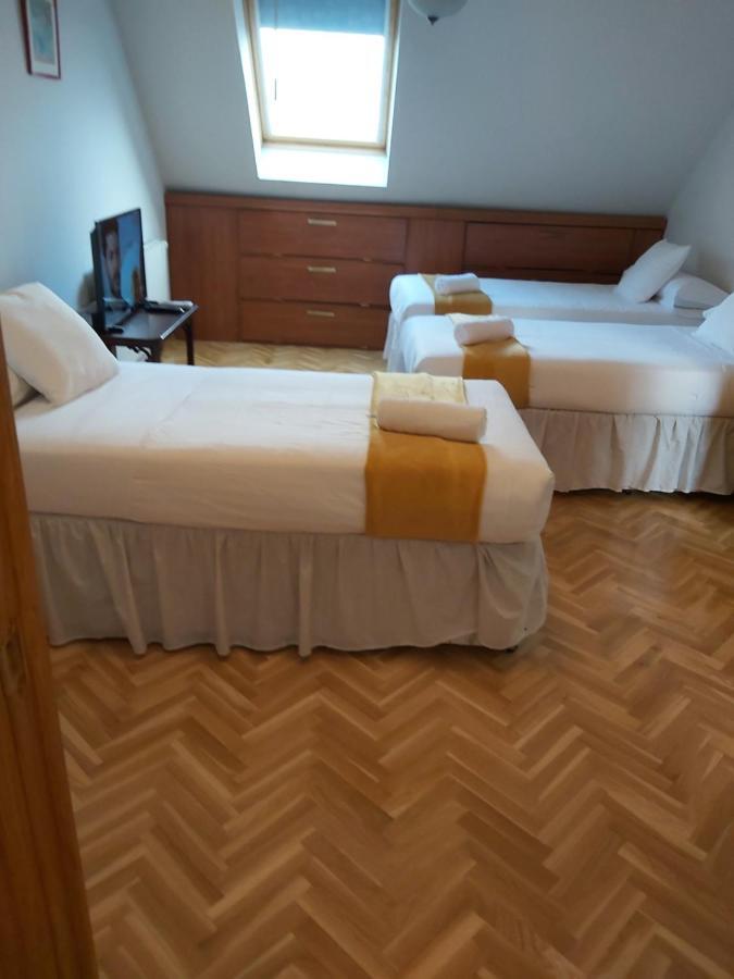 Chalet Avila Rooms Madrid Eksteriør bilde